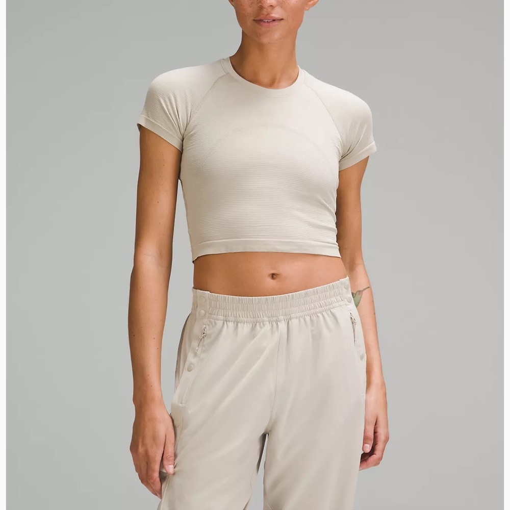 Lululemon swiftly tech cropped SS shirt 2.0 Mojave Tan Sz 4